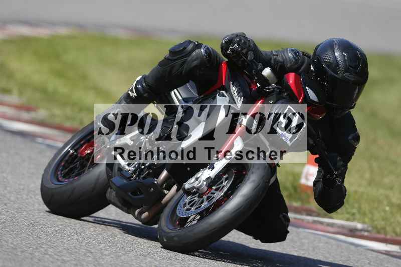 /44 09.08.2025 Plüss Moto Sport ADR/Einsteiger/54